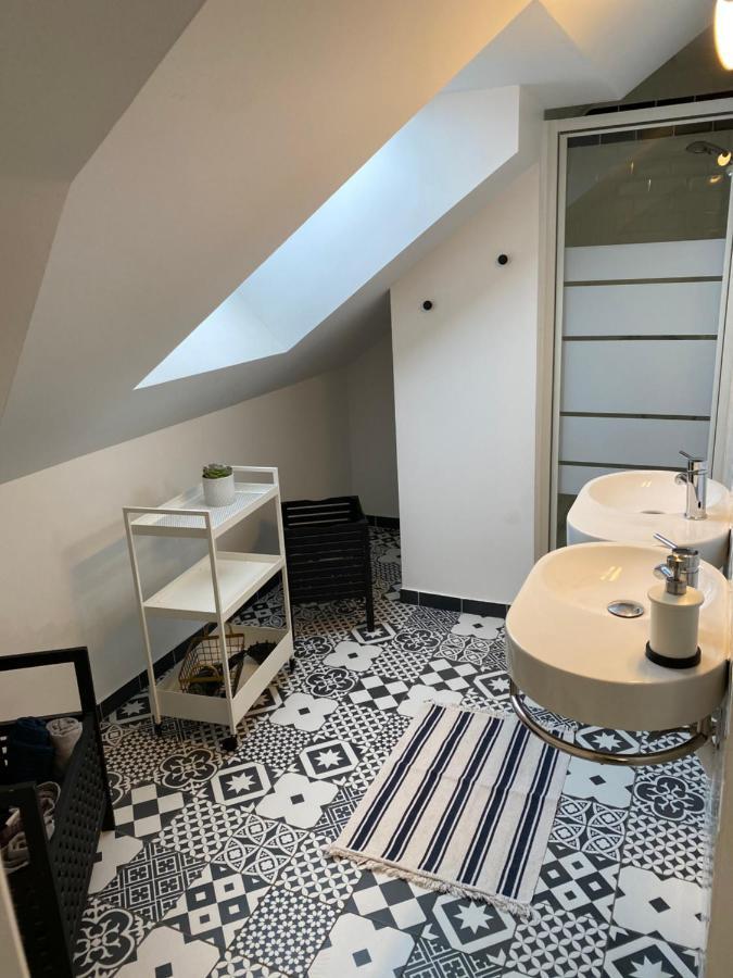 Appartement Hyper Centre Cathedrale Avec Parking Gratuit Амиен Екстериор снимка